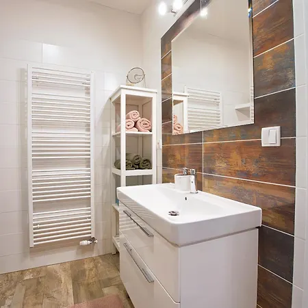 Apartment Arte